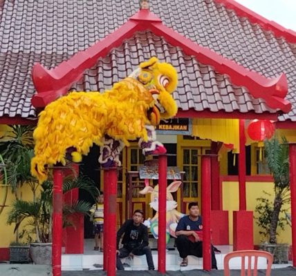 Barongsai dan Liong