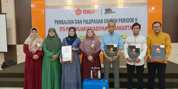 ITS PKU Muhammadiyah Berangkatkan Umroh Periode II