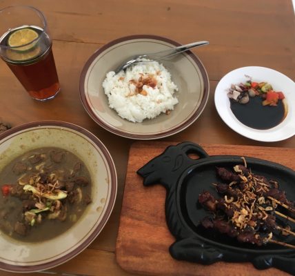 Sate Hotplate Kambing Muda