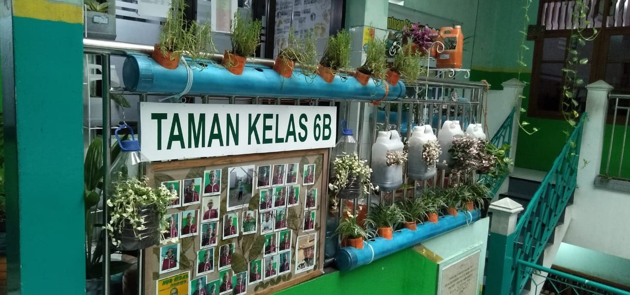 Taman kelas sdit nur hidayah