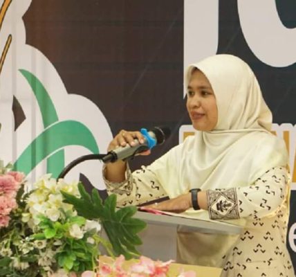 Ketua Umum Pimpinan Pusat Nasyiatul Aisyiyah, Ariati Dina Puspitasari