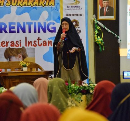 Ida Nur Laila seminar parenting PAUD Nur hidayah