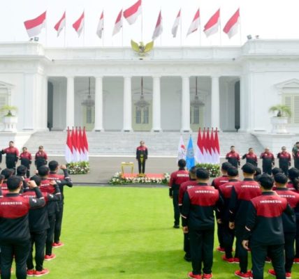 Presiden Jokowi Lepas Kontingen Indonesia untuk SEA Games