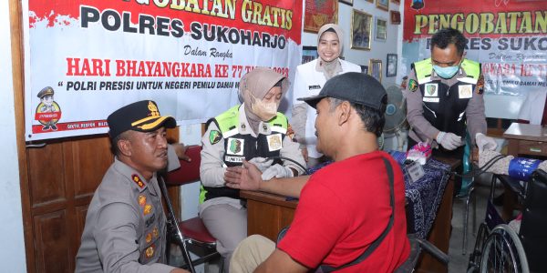 Polres Sukoharjo Pengobatan Gratis