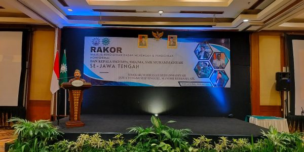 Ketua PWM Jawa Tengah, K.H. Dr. Tafsir