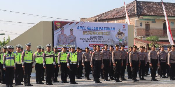 Polres Sukoharjo gelar pasukan