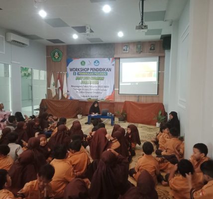 Siswa kelas 1 SDIT Nur Hidayah