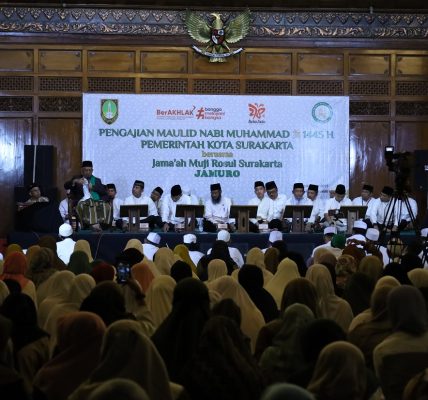 Gibran pengajian maulid nabi