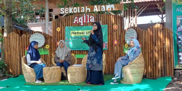 Festival Literasi SD Alam Aqila