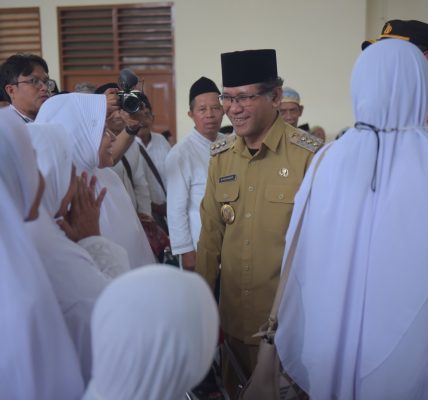 Bupati Boyolali dan Jemaah Haji