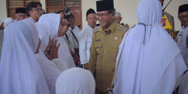 Bupati Boyolali dan Jemaah Haji