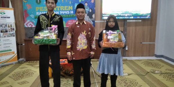 SDIT Nur Hidayah berbagi ramadhan