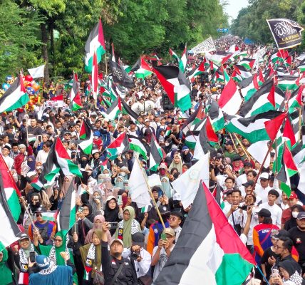 Jalan sehat solo palestina