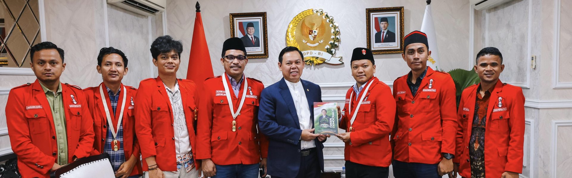 Anggota DPR RI Sultan Terima GMNI