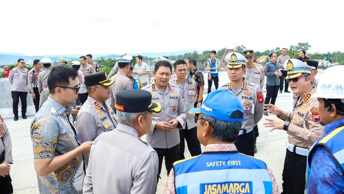 Kapolda Jateng Ribut di jalan tol