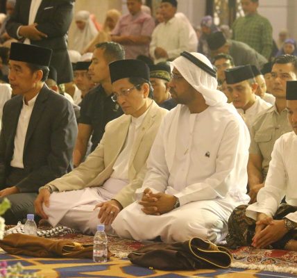 Respati Ardi di Masjid Zayed