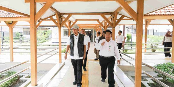 Wamensos Cek Lokasi Sekolah Rakyat di Solo